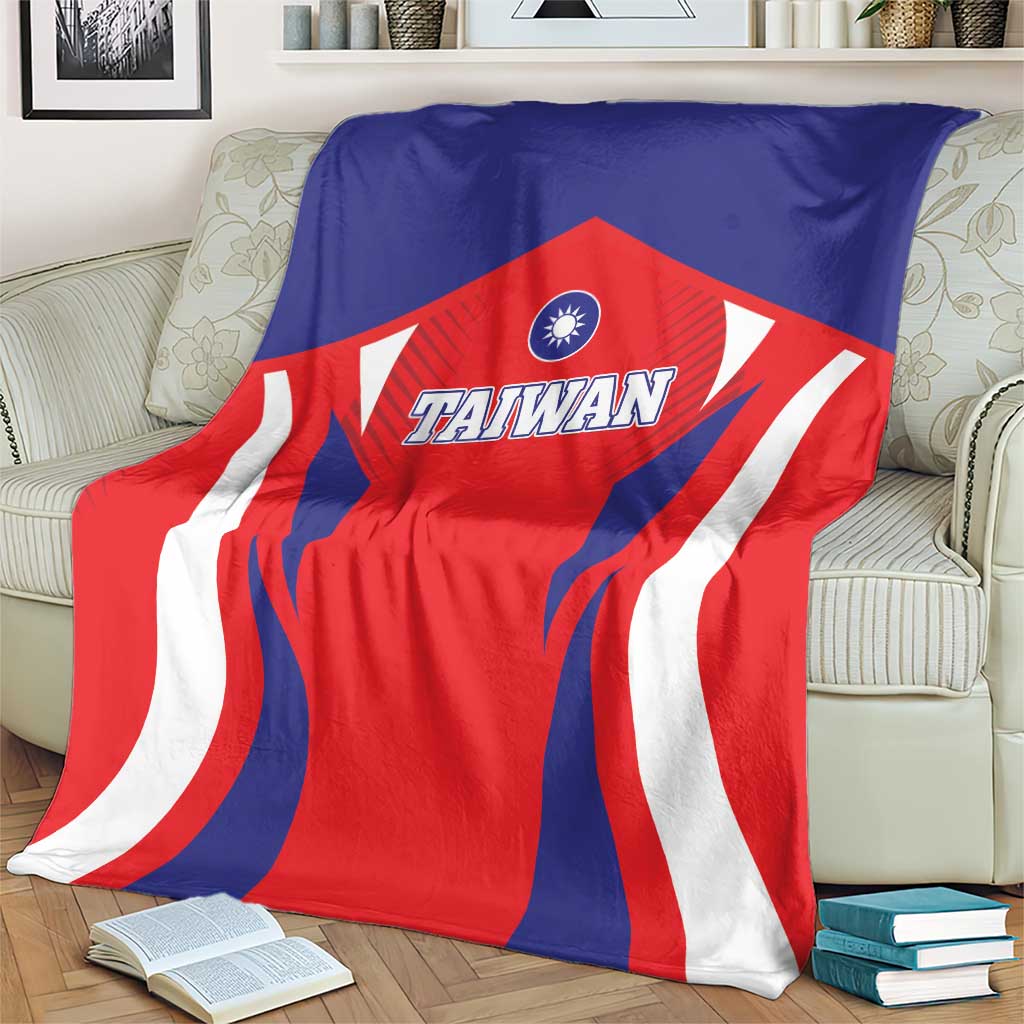 Taiwan flag style blanket, blue red and white rays with Taiwan emblem