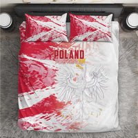 Poland football bedding set with red and white duvet cover and matching pillowcases