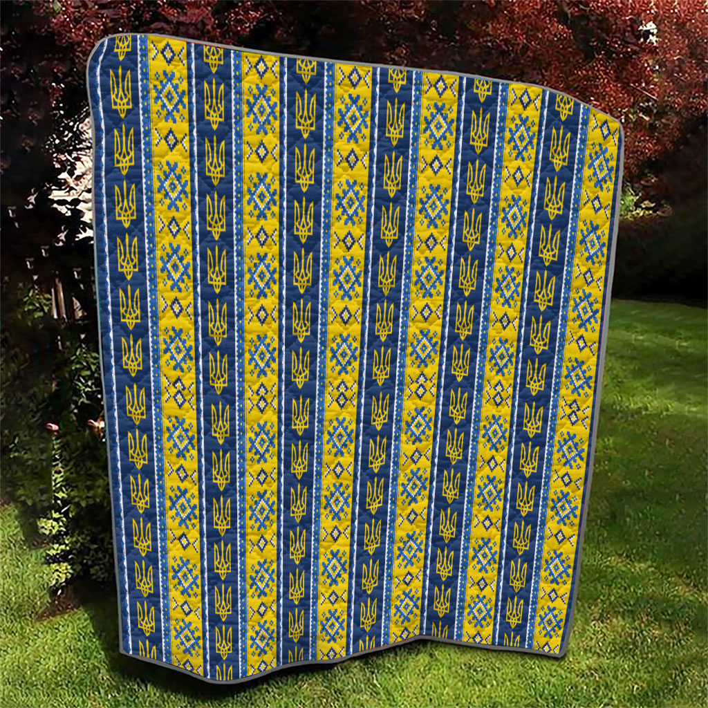 Ukraine Christmas Quilt Ukrainian Trident Pattern