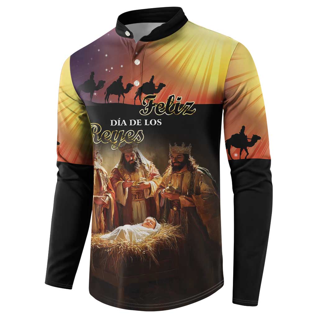Men's button henley sweatshirt with nativity scene and 'Feliz Dia de los Reyes' front