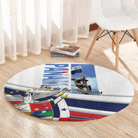Round Panama Martyrs Day carpet with white background and flag print