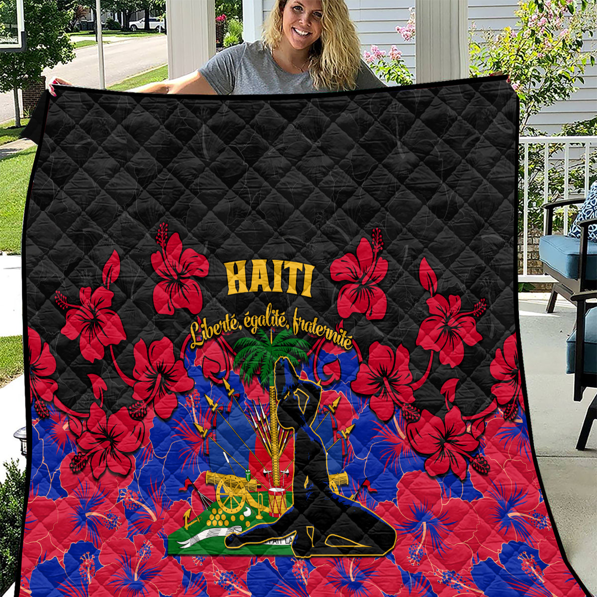 haiti-independence-day-quilt-hibiscus-neg-marron