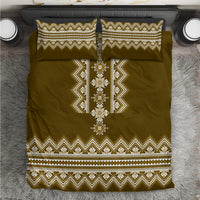 Brown folk patterned duvet with white geometric center and matching pillowcases