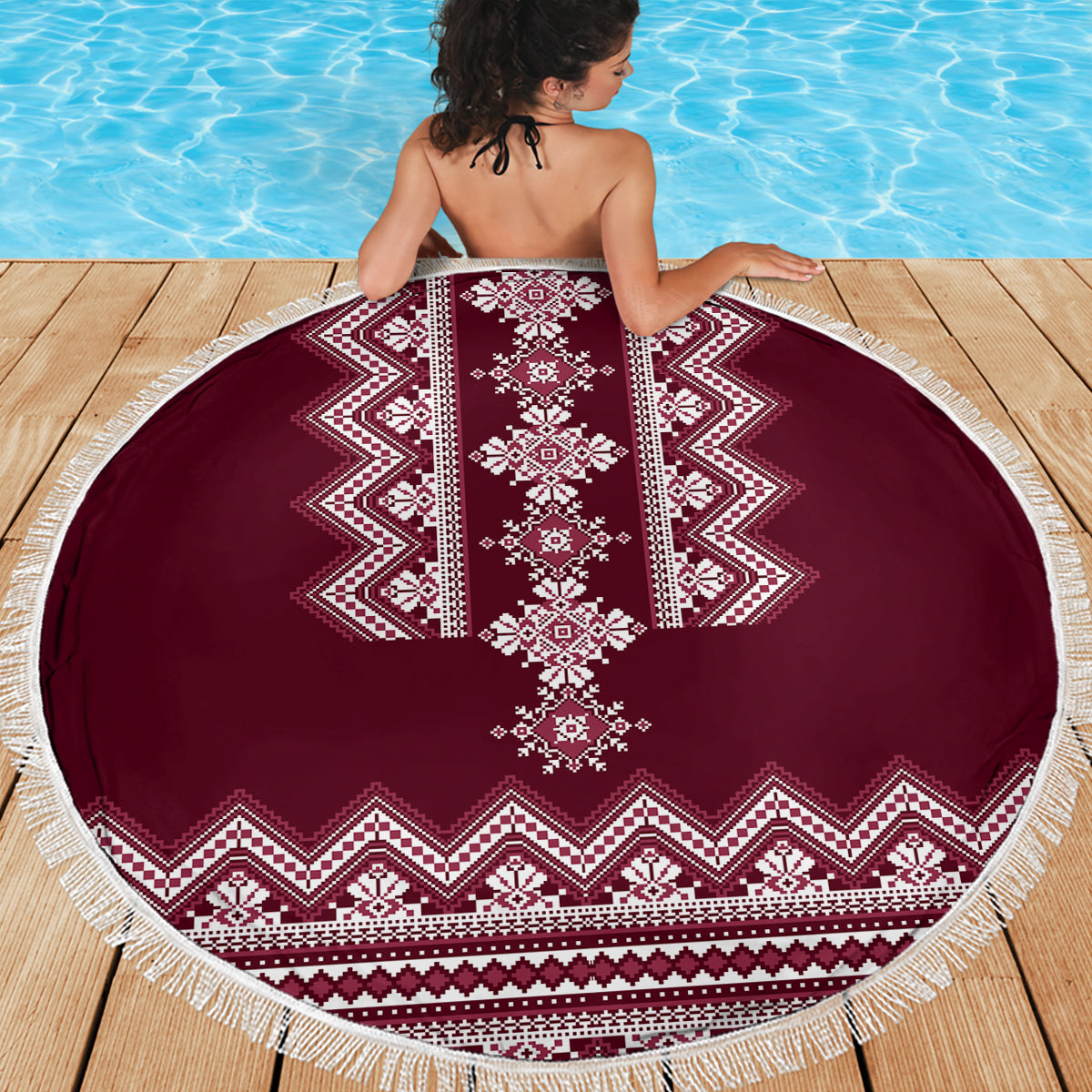 Wine red round beach blanket with white vertical emblem and zigzag border, fringed, 150cm