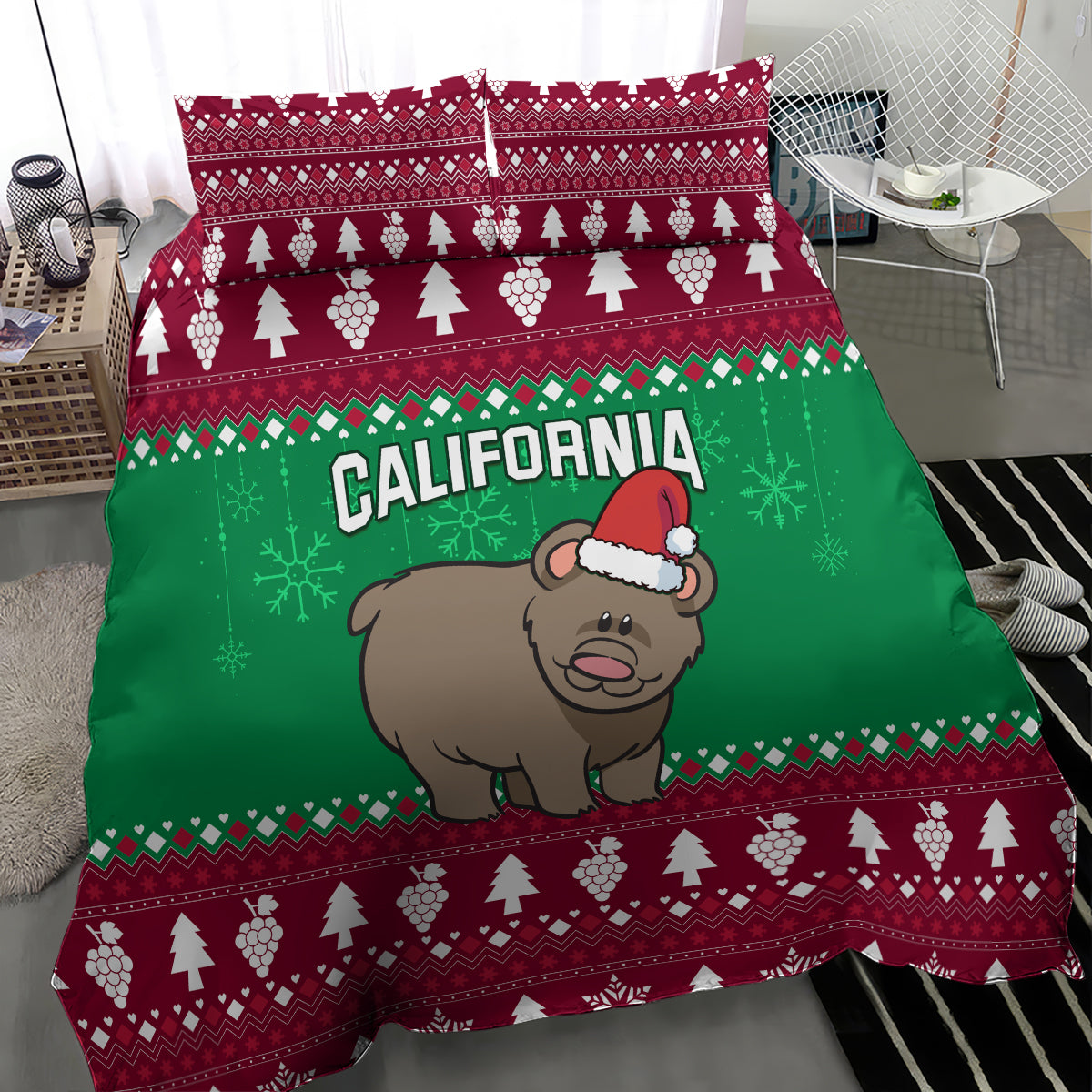 Green and red duvet and pillowcases with Santa-hat bear, California lettering