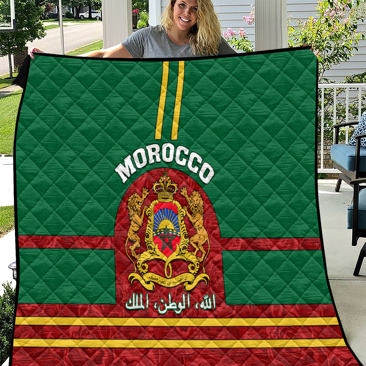 morocco-proclamation-day-quilt-marruecos-coat-of-arms-roses-pattern