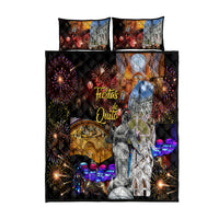 Quilt bed set with fireworks and “Fiestas de Quito” print, includes two matching pillowcases