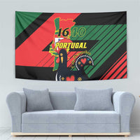 Portugal 1640 tapestry wall hanging with green-red stripes, rooster and hearts