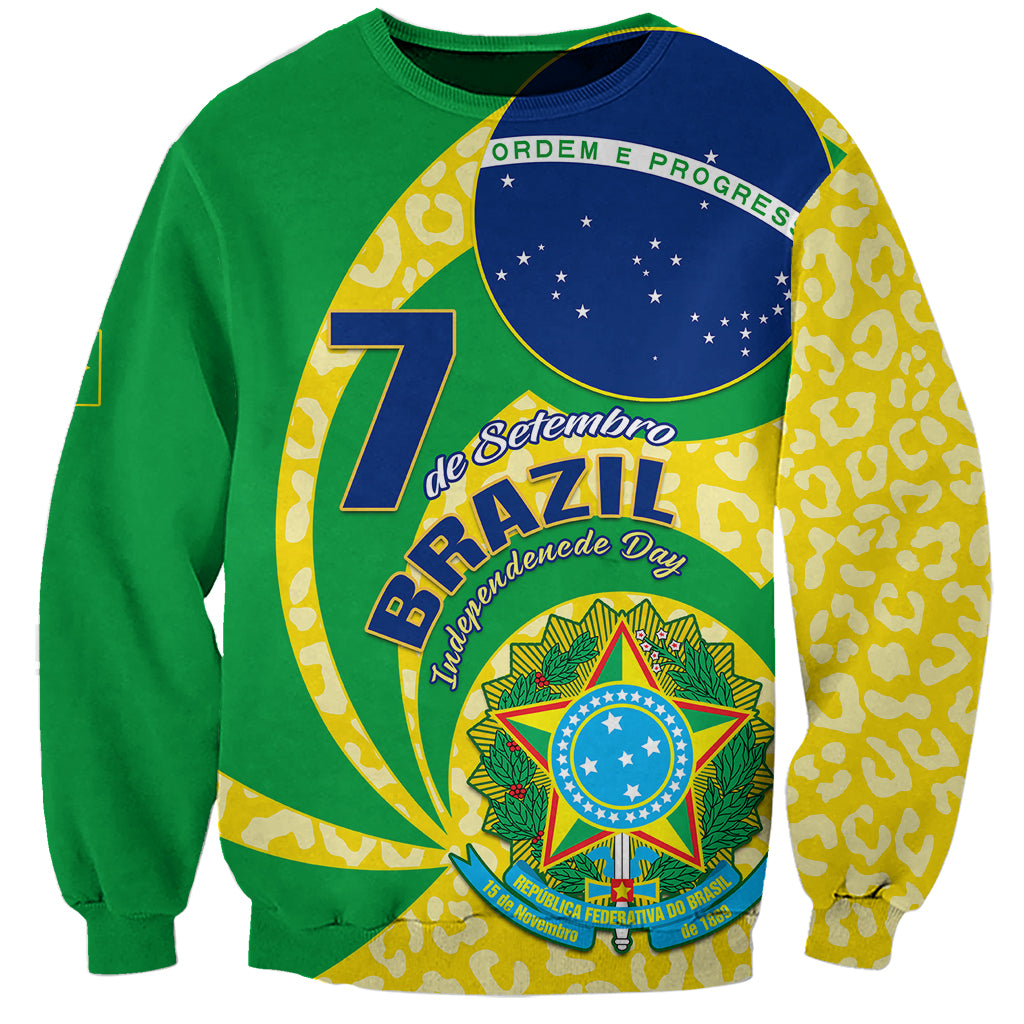 Unisex green sweatshirt with Brazil flag graphic and “Setembro de Z” print front