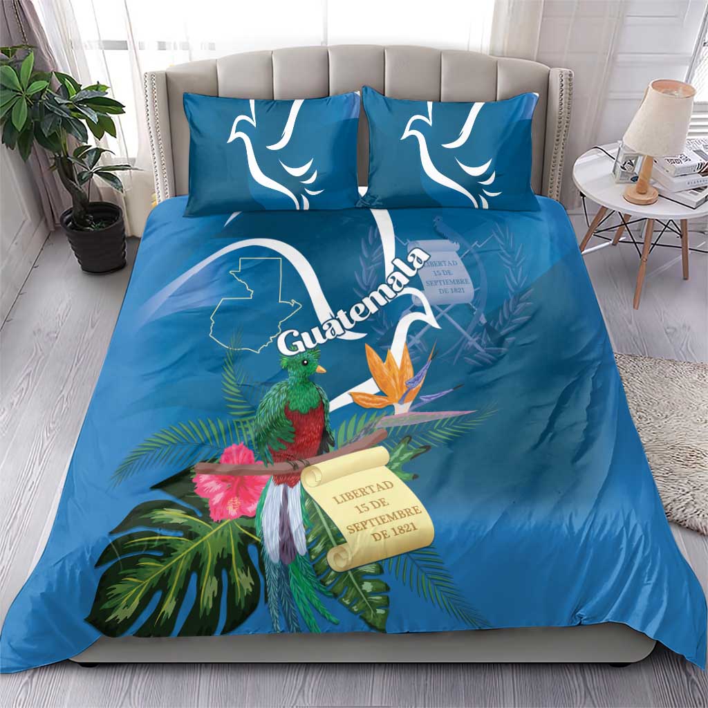 Blue duvet bedding set with two matching pillows, quetzal and tropical flower print