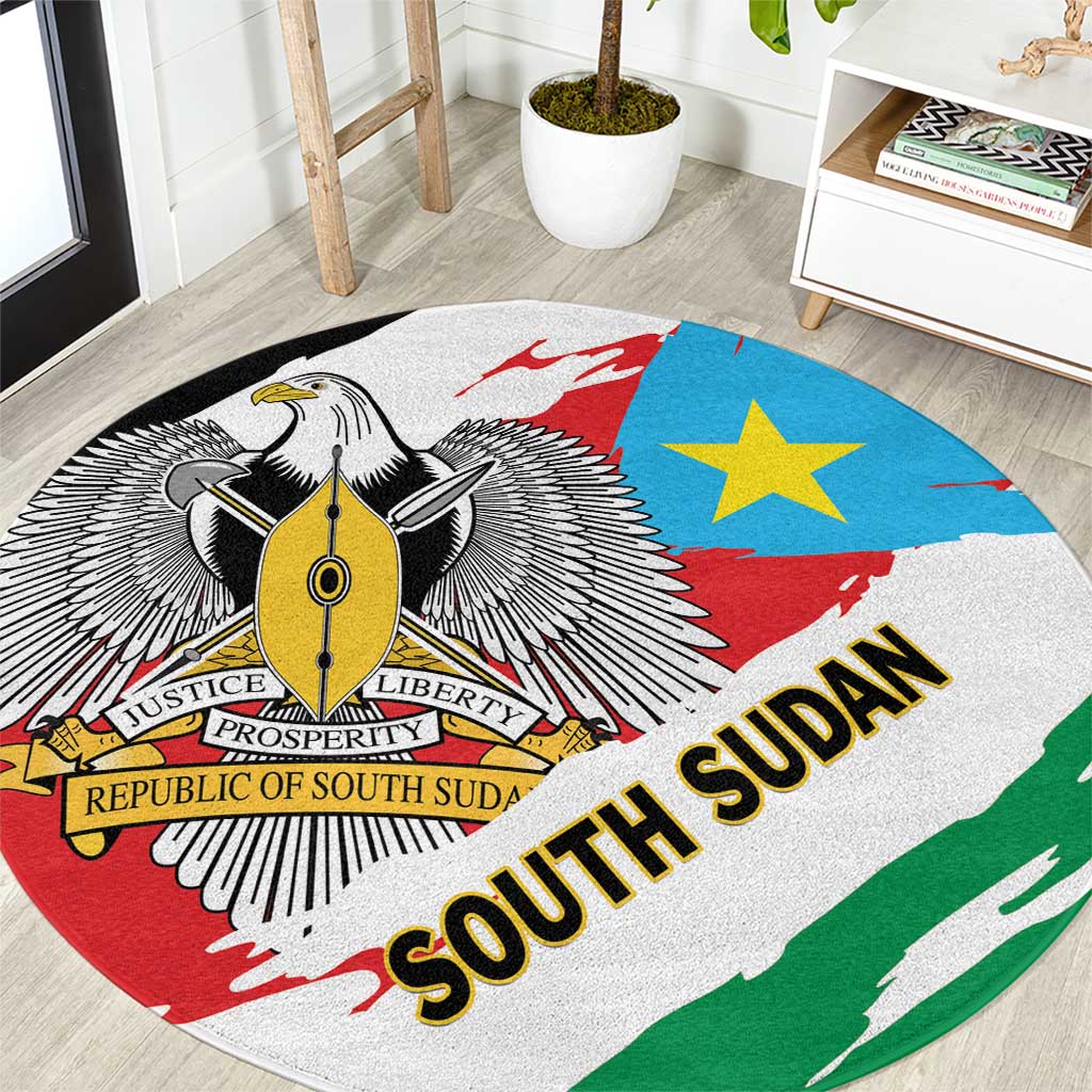 South Sudan Round Carpet Grunge Flag Style