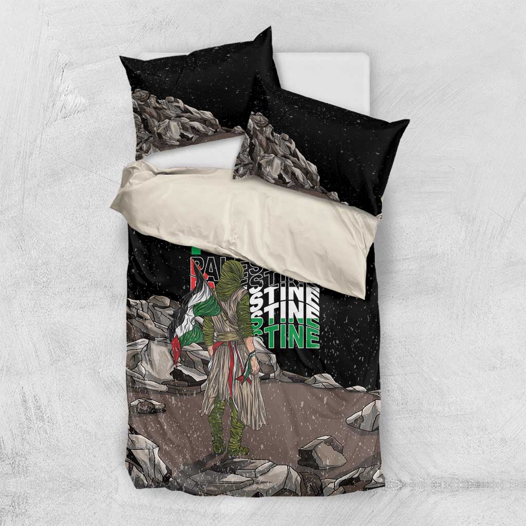 Black bedding set with duvet and two pillowcases, “FREE!” graphic with rocky pattern