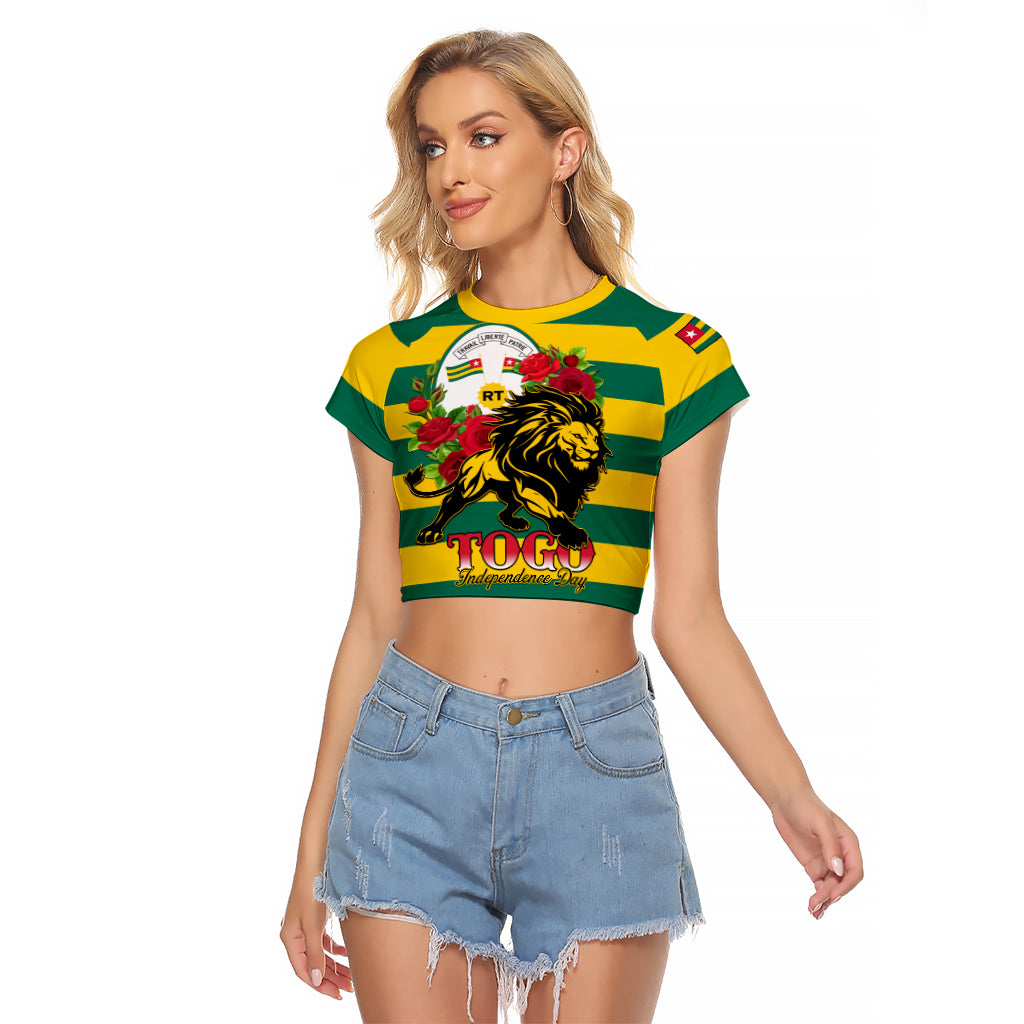 Togo Independence Day Raglan Cropped T Shirt Lion With Rosa Flag Style - Wonder Print Shop