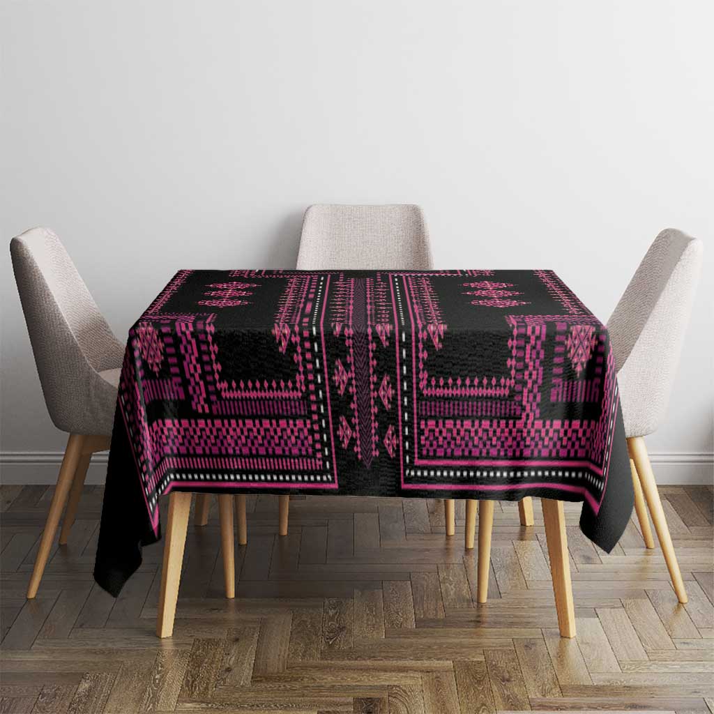 Rectangular tablecloth with bold geometric pattern in black and magenta