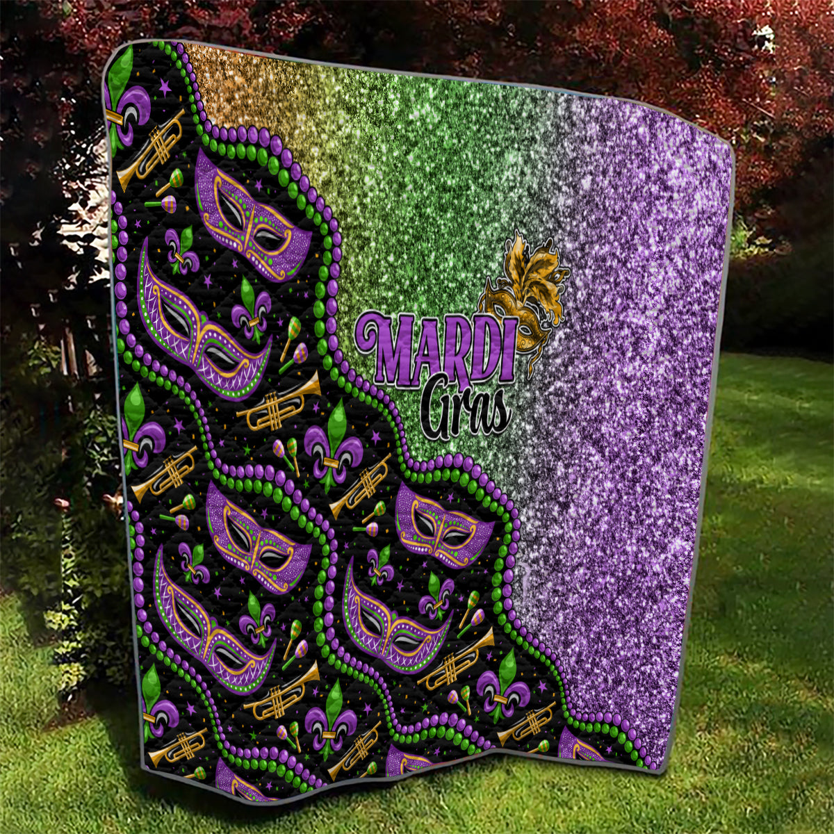 Black Mardi Gras quilt with green and purple sparkle look, Mardi Gras text, and masks