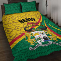 Green quilt bed set with Benin Independence Day print and Fraternite Justice Travail