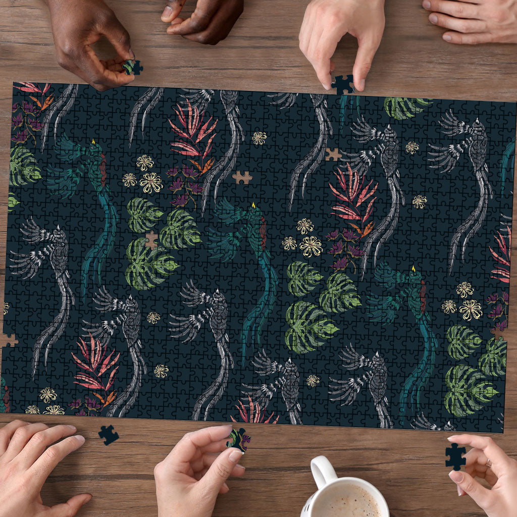 Guatemala Quetzal Bird Pattern Puzzle Embroidery Effect