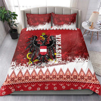 Red and white Christmas bedding set: duvet with eagle crest, “Frohe Weihnachten,” and patterned border.