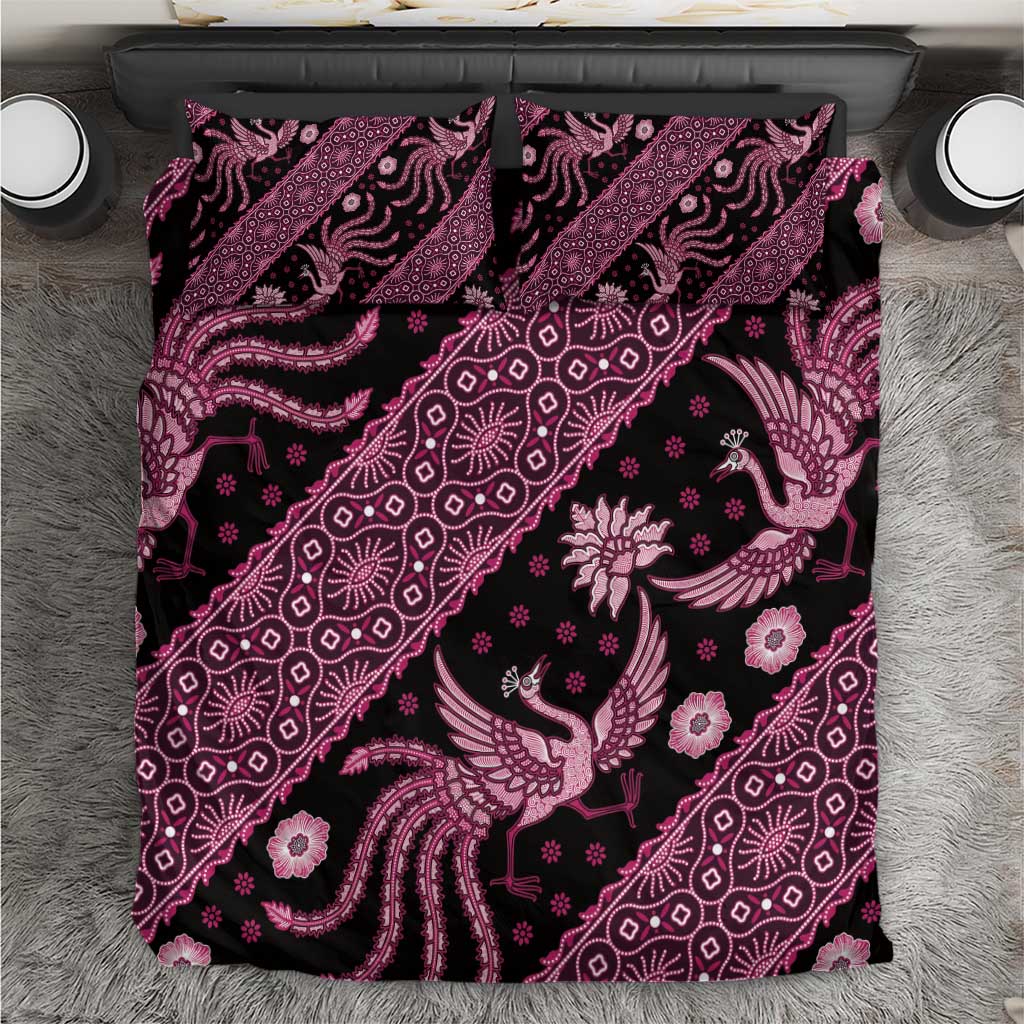 Pink batik pattern duvet cover and pillowcases set with bird and floral motifs