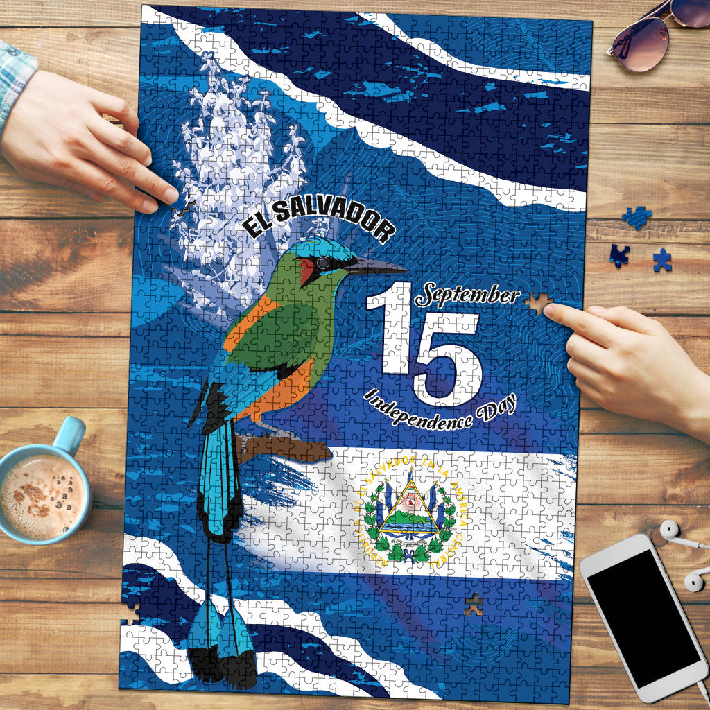 El Salvador Turquoise Browed Motmot Puzzle Happy Independence Day