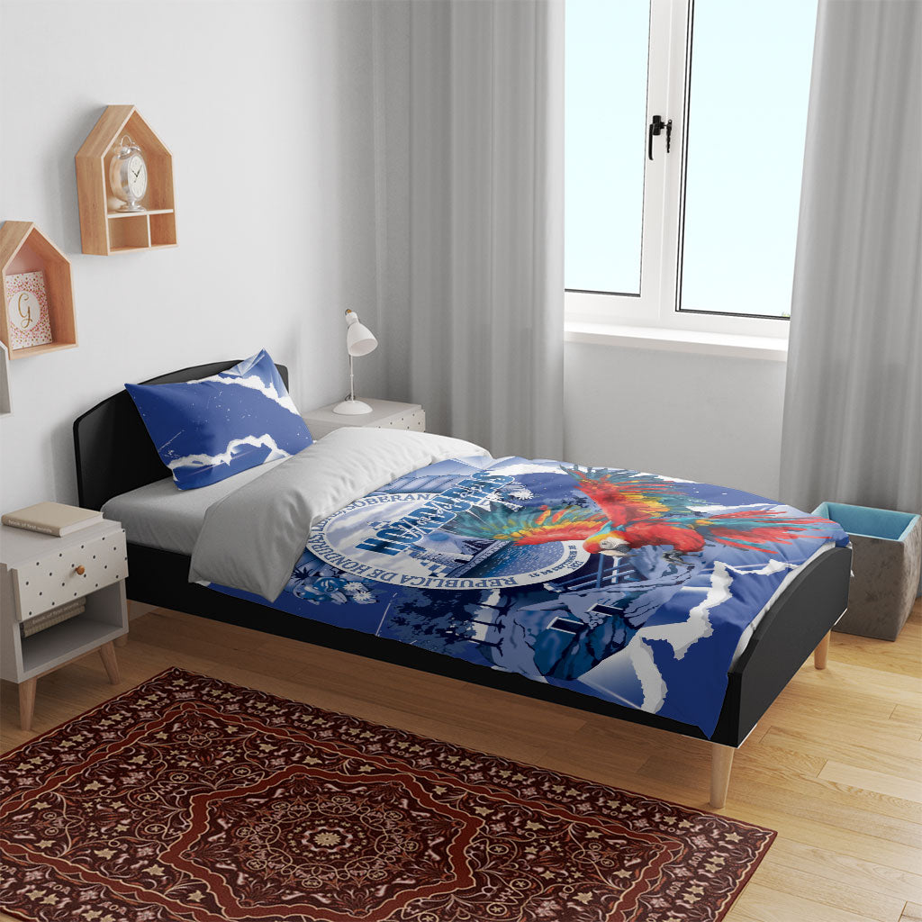 Honduras Scarlet Macaw Bedding Set Happy Independence Day