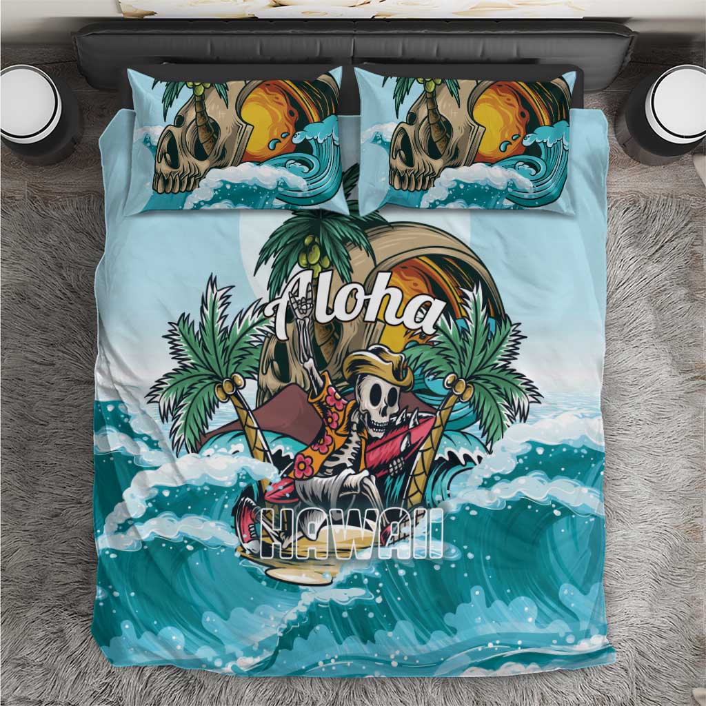 Blue tropical bedding set with skull surfer graphic, wave pattern and matching pillowcases