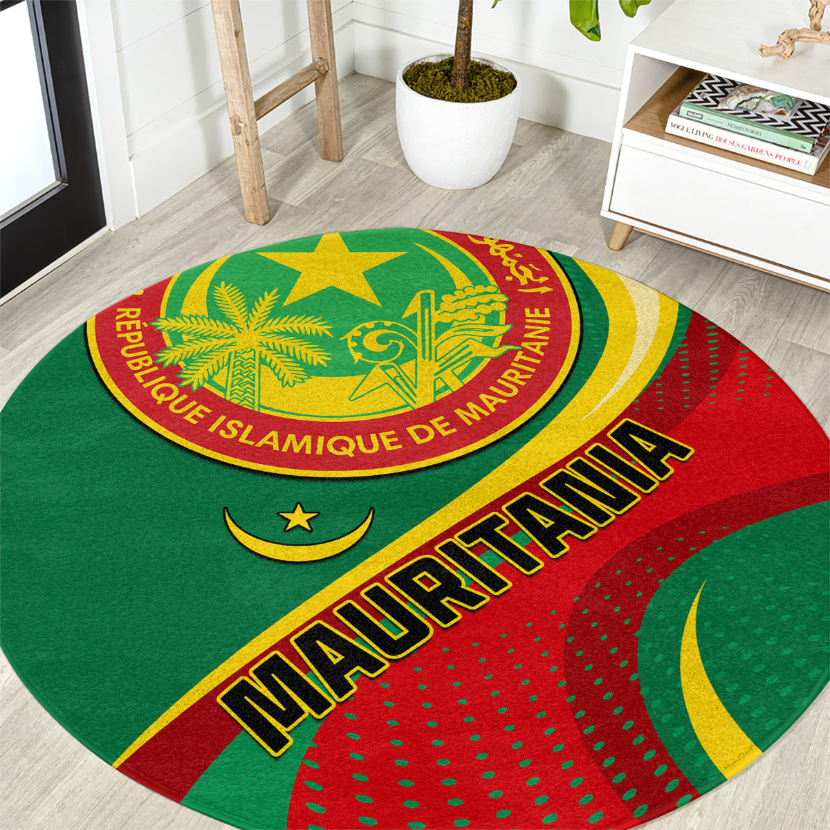 Green round rug with yellow national seal, star and crescent; red band reading Mauritania