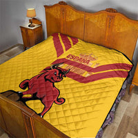 Yellow quilt with Spanish fighting bull graphic and ESPAÑA text
