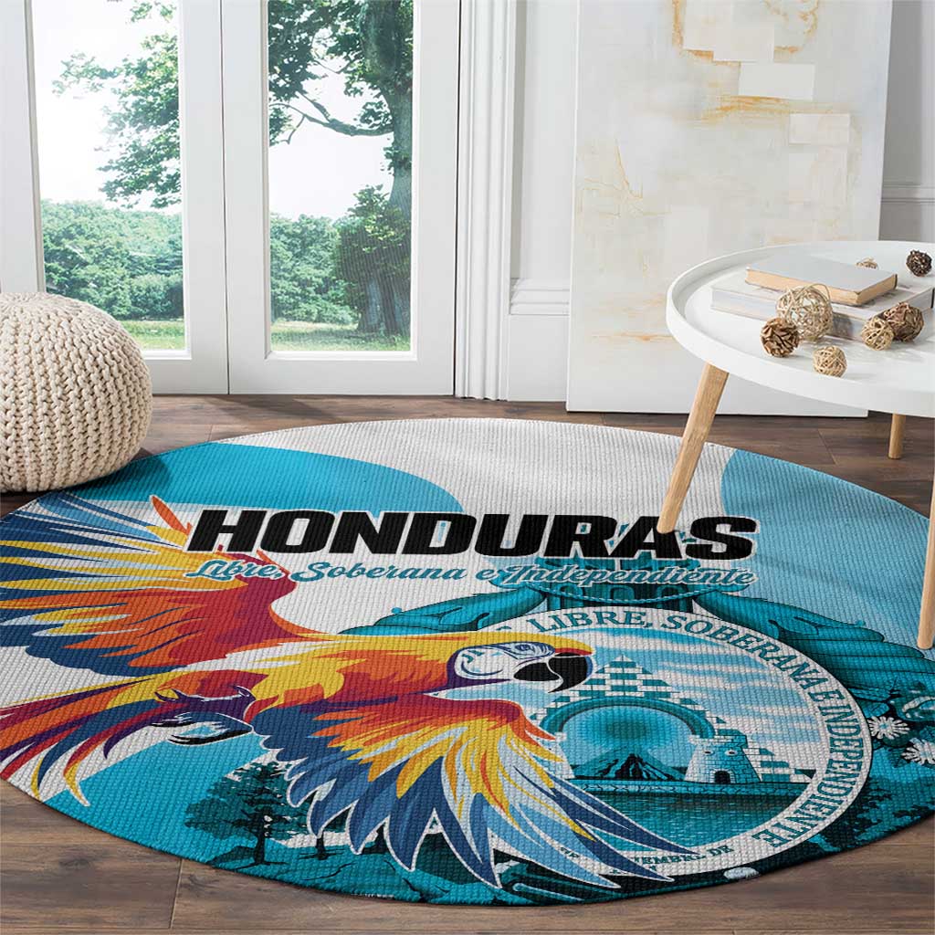 Honduras 1821 Round Carpet Scarlet Macaw Sky Blue Color - Wonder Print Shop