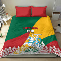 Independence day bedding set with Lithuanian flag print, LIETUVA 1918, knight emblem; red pillows