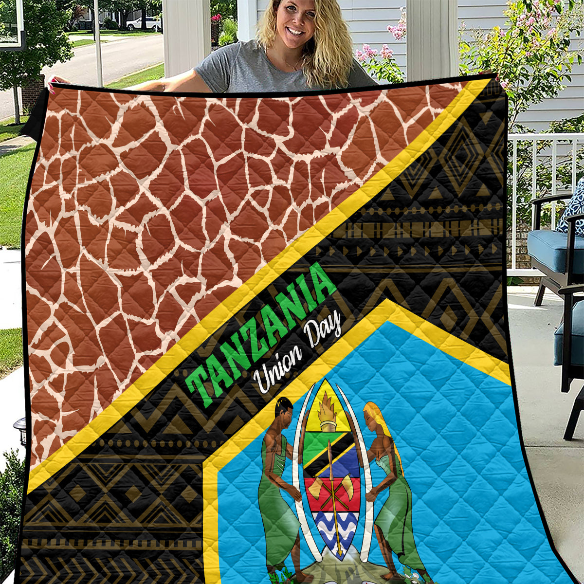 Tanzania Union Day 2024 Quilt Uhuru na Umoja Giraffe Pattern