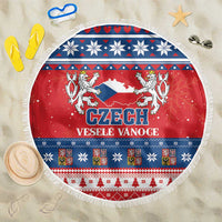 Red round beach blanket with Czech crest, “CZECH VESELE VANOC(E)”, blue festive border and fringe