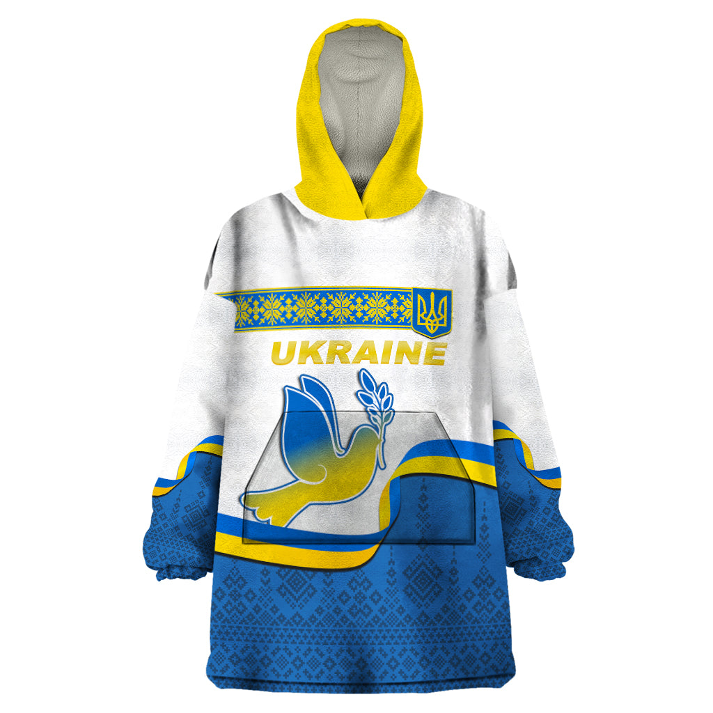 ukraine-wearable-blanket-hoodie-ukrainian-map-vyshyvanka-pattern