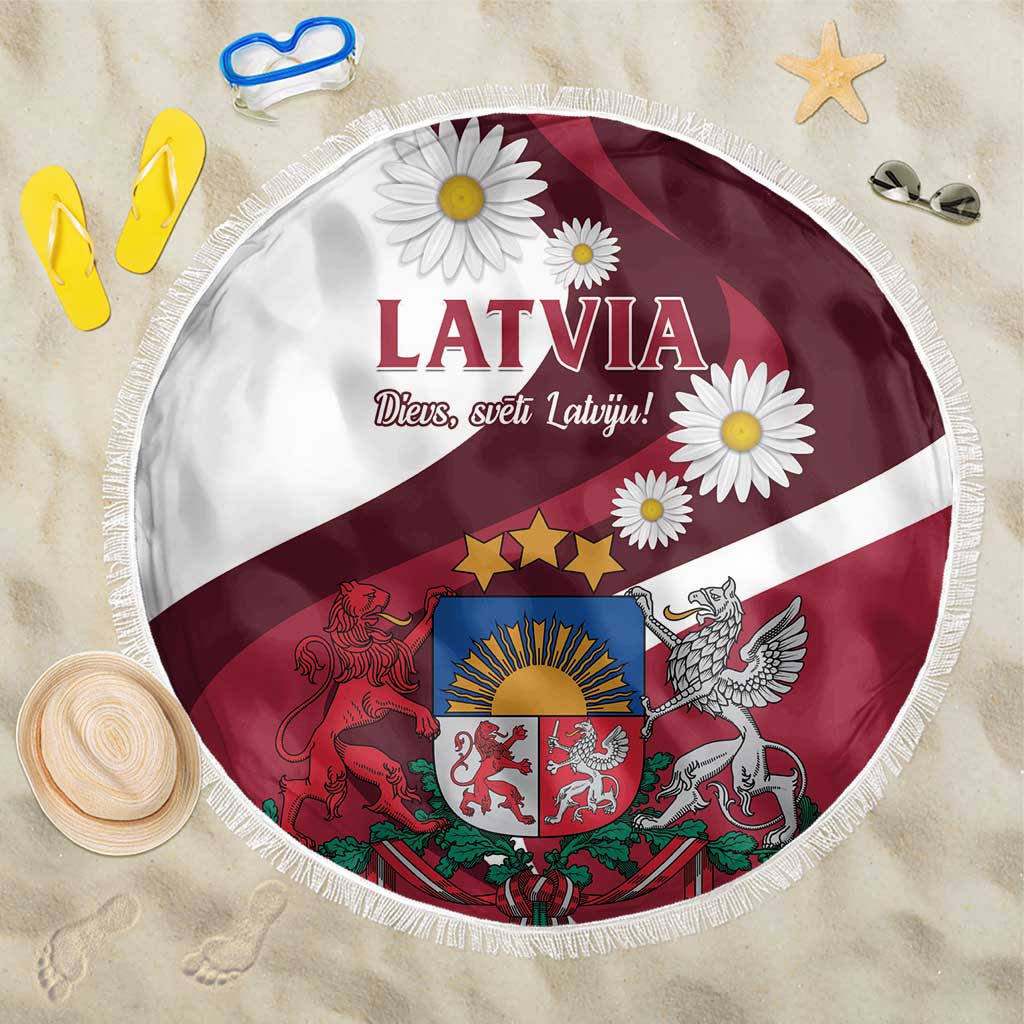 Round beach blanket with Latvia flag print, burgundy and white, 150cm diameter