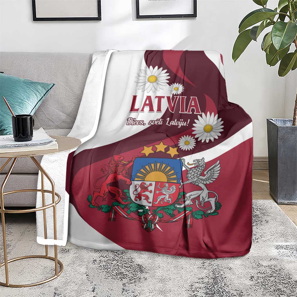 Latvia flag-style blanket with red center stripe, daisies, crest and eagle