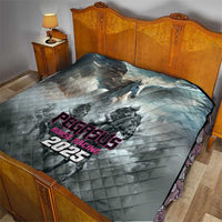 Gray horse racing quilt on bed with diamond stitching and Pegasus 2025 logo