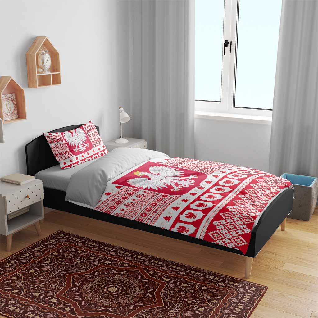 Polish Christmas bedding set on a bed with red-and-white eagle emblem and patterned duvet