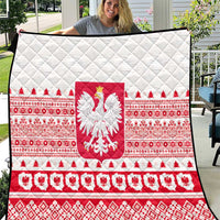 White and red Polish Christmas quilt with quilted diamonds and Polish emblem center
