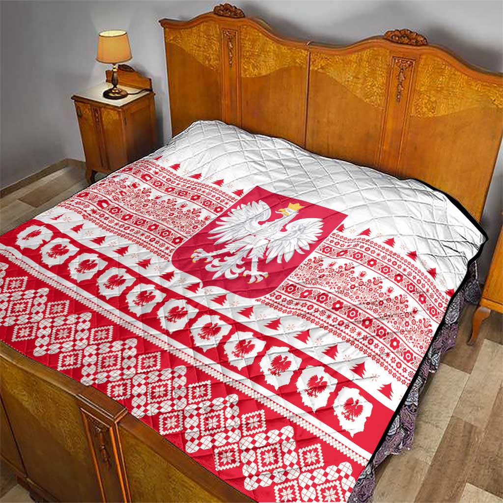 Red and white Polish Christmas quilt with Polish emblem on quilted diamond surface