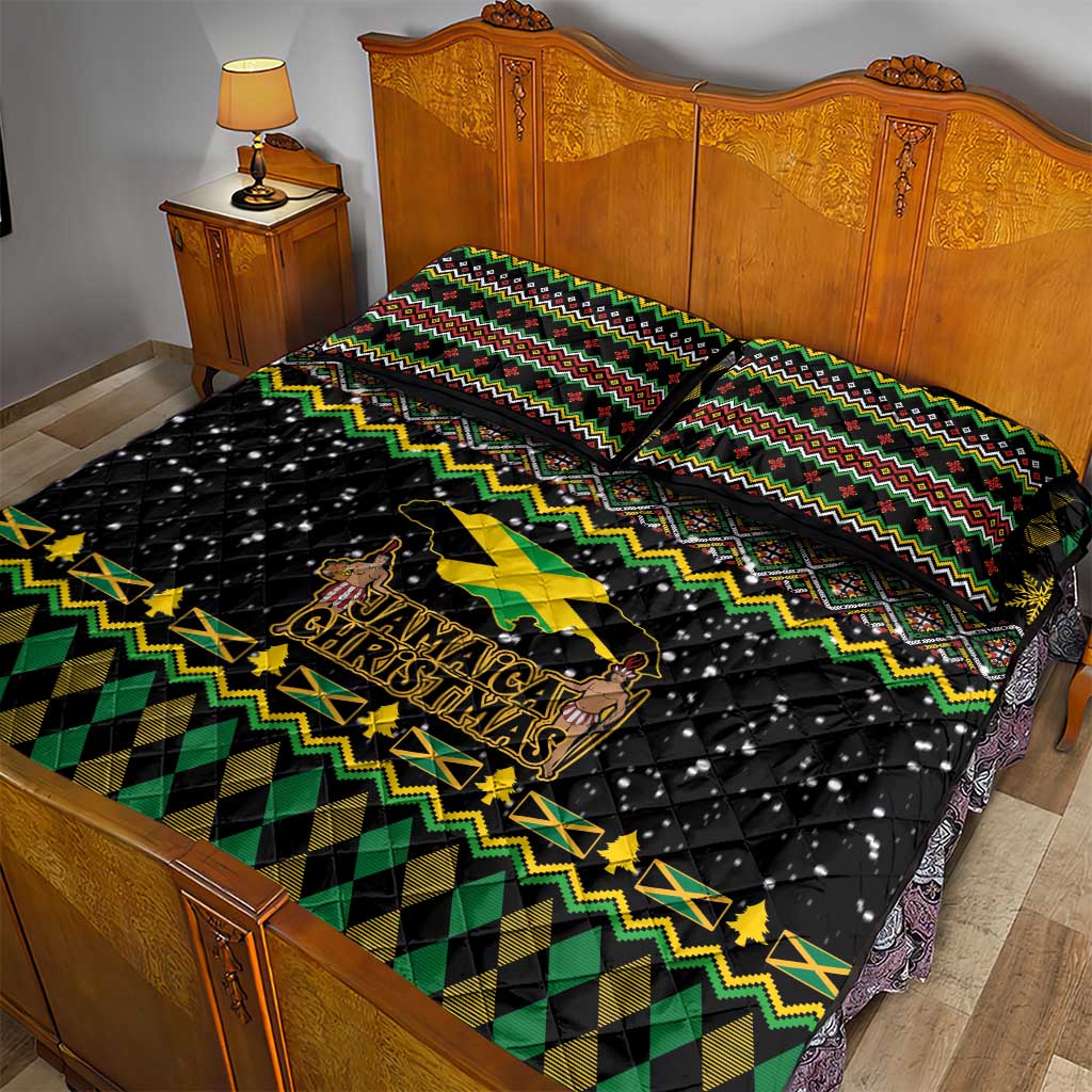 Quilt bed set with Jamaica Christmas lion text on black, green/yellow zigzag border