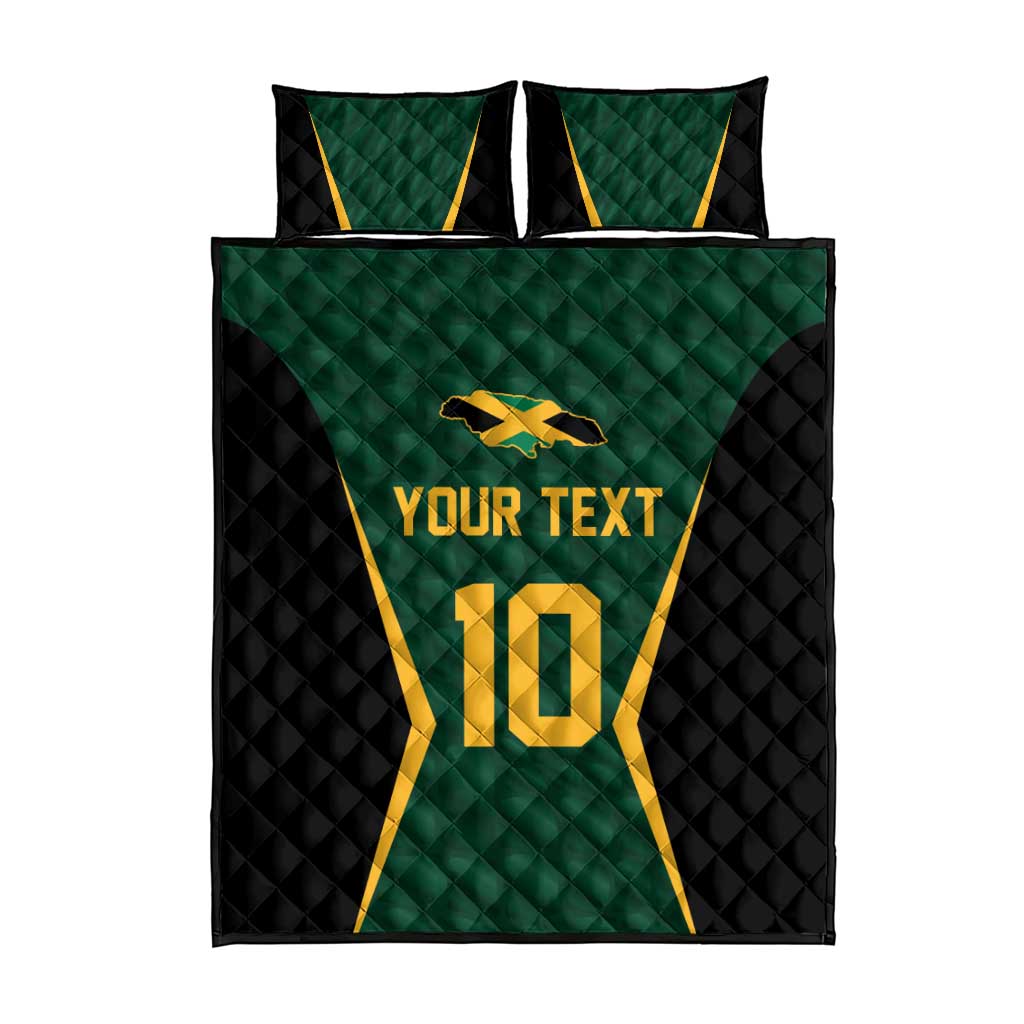 Green quilt cover with black sides and gold “YOUR TEXT” and “10”, plus 2 matching pillows