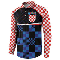 Button-up sweatshirt with crest and blue-black patchwork, red/white checker sleeves