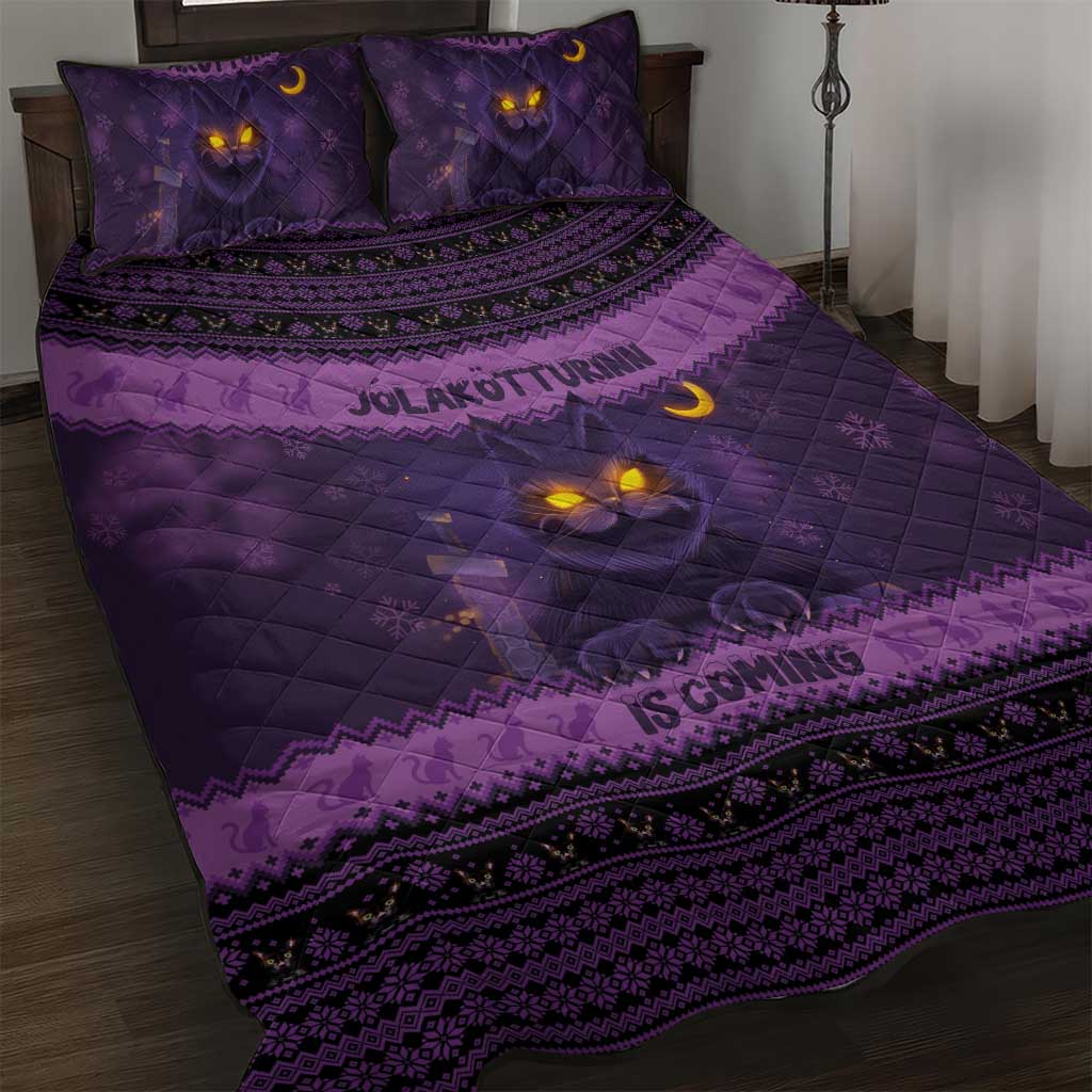 Dark purple quilt bed set with cat and Nordic pattern, quilted cover and 2 pillows