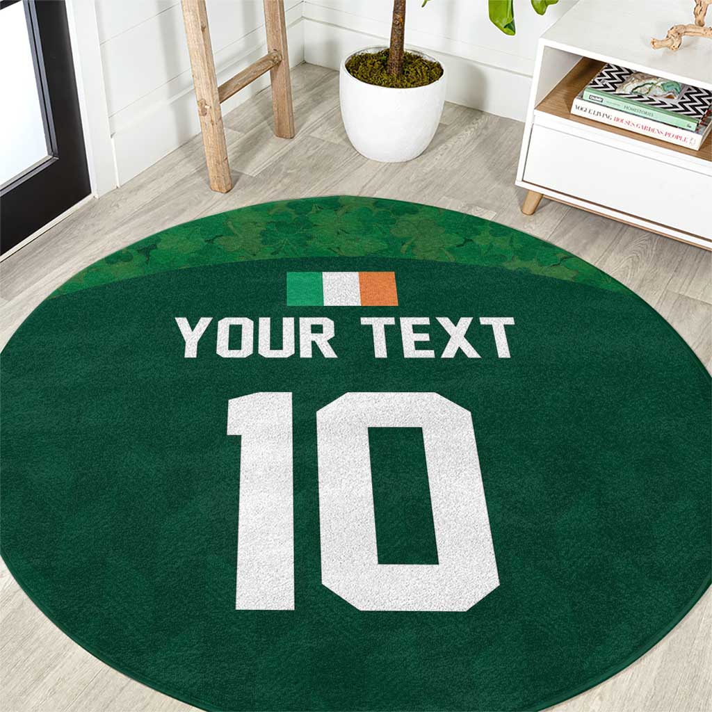 Green round rug with custom text and large white number 10 design