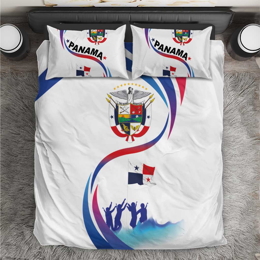 White duvet cover with Panama coat of arms and flag graphic, with 2 matching pillow shams