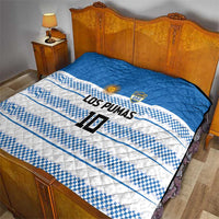 Blue and white quilt with quilted look, checker stripe design, LOS PUMAS and number 10