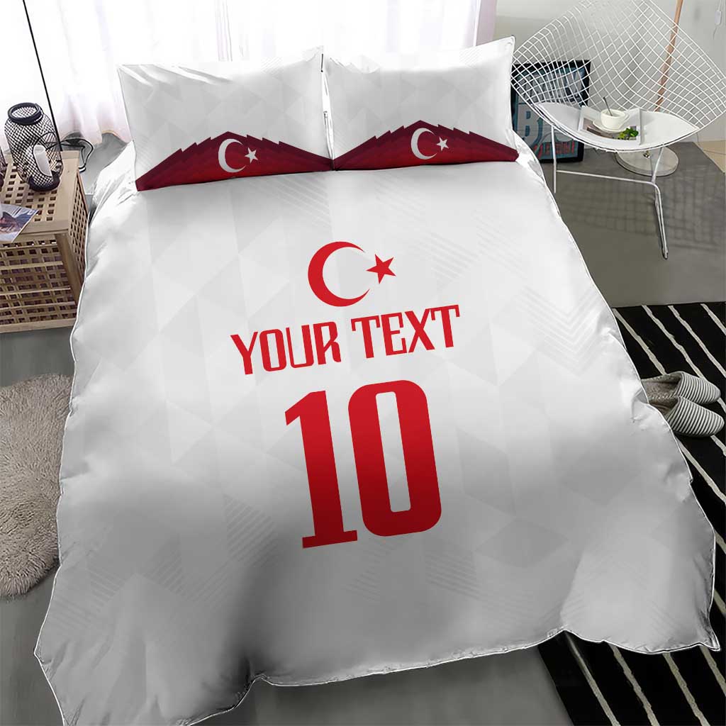 White duvet set with Turkey flag detail, YOUR TEXT, and red number 10