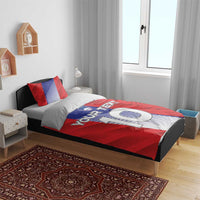 Red football duvet bedding set with crest and "10" design, "YOUR TEXT" headline and pillows