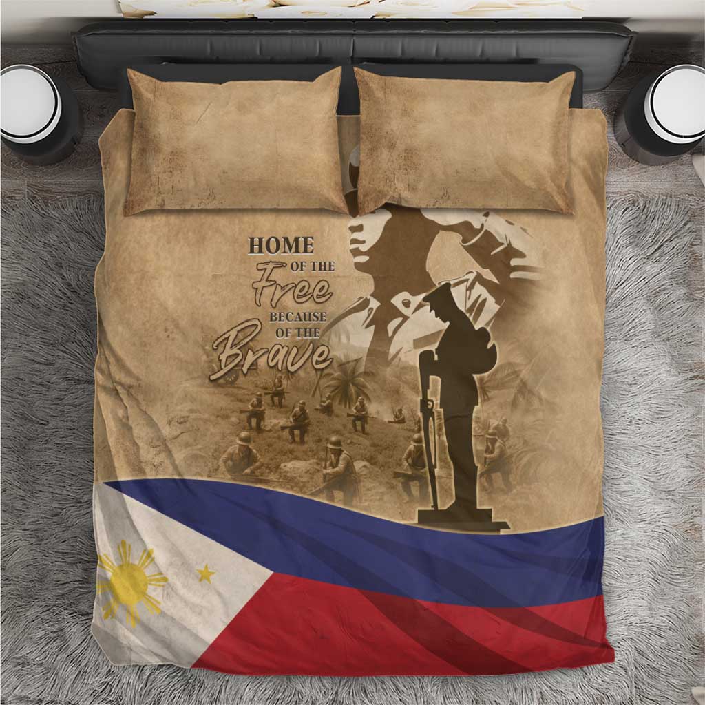 Brown bedding set with two pillow shams featuring soldier graphic and red, blue flag stripe