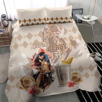 Beige and cream duvet cover with horse racing scene, roses, diamond pattern, “Kentucky Derby 151th”